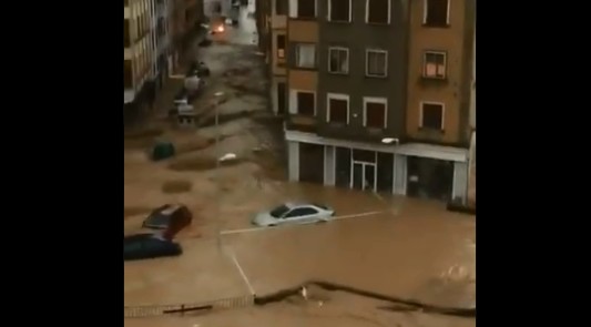 Un muerto y daños materiales por las graves inundaciones en Navarra