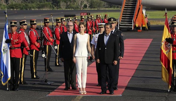 La Reina Letizia llega a El Salvador para visitar proyectos de cooperación