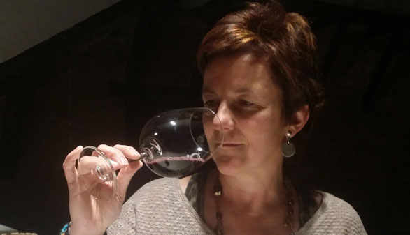 Las mujeres y el vino. María Larrea: 