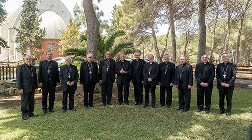 Los obispos catalanes apoyan el referéndum