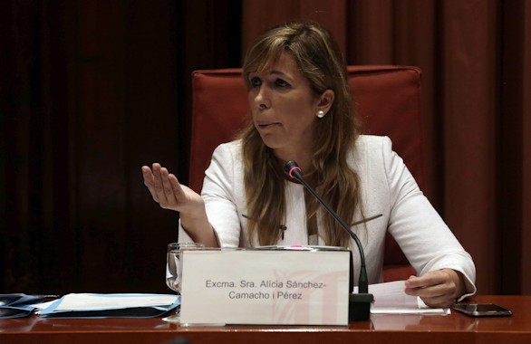 Camacho dice que su comparecencia es una 'cortina de humo' para tapar caso Pujol