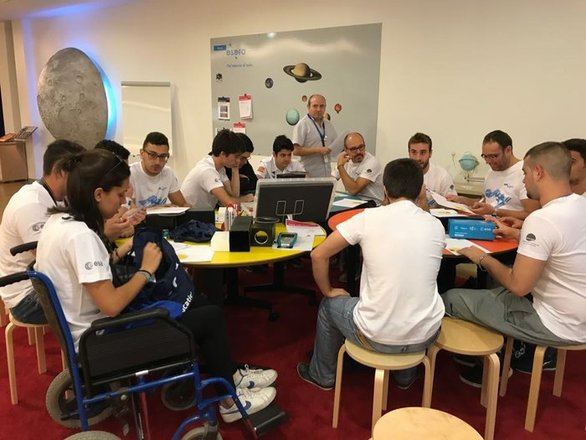 El espacio aterriza en las aulas españolas de la mano de un proyecto de la ESA