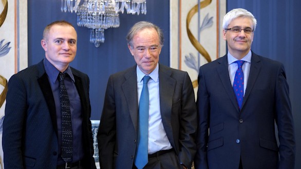 De izquierda a derecha, Joan Matabosch (director artístico), Gregorio Marañón, presidente del Teatro Real e Ignacio García-Belenguer (director general). Foto: Javier del Real