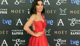 Las transparencias deslumbran en la alfombra 'rosa' de los Goya