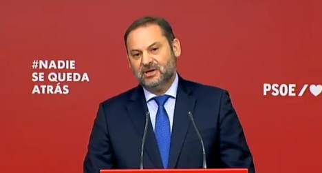 Ábalos defiende la negociación con Bildu, pero niega que haya habido pacto