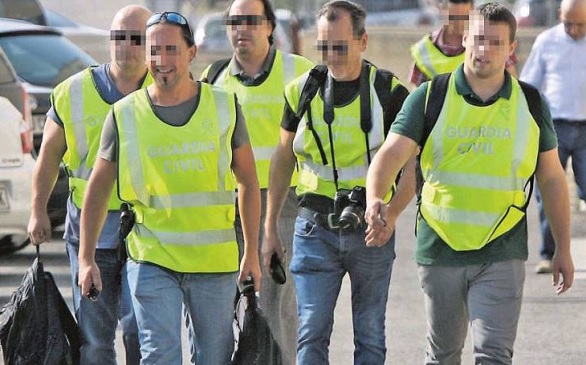 Colau desinfla el referéndum