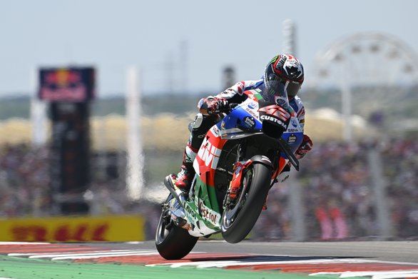 GP Italia. El español Álex Rins, baja en Mugello: sufre fractura de tibia y peroné