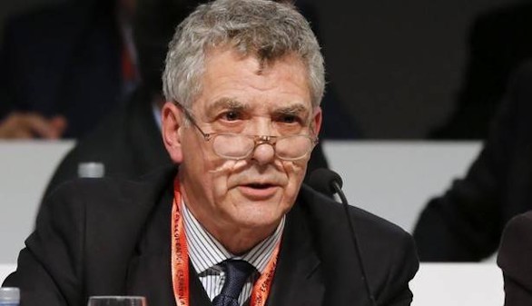 Admitida a trámite la querella contra Villar por prevaricación