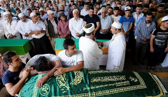 Un menor de edad es el terrorista suicida, según Erdogan