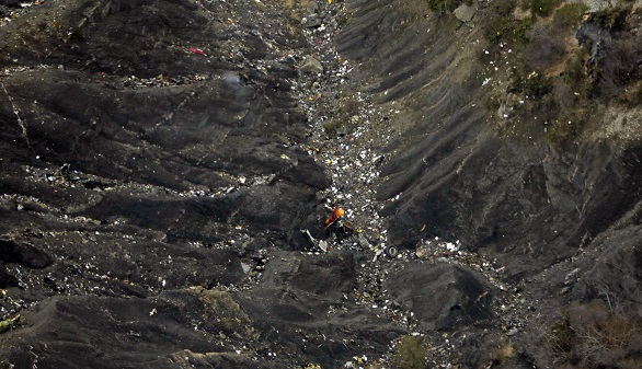 Localizada una de las cajas negras del avión siniestrado en los Alpes, en el que han fallecido 45 españoles