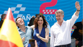 Feijóo arranca su precampaña electoral en Madrid junto a Ayuso y Almeida