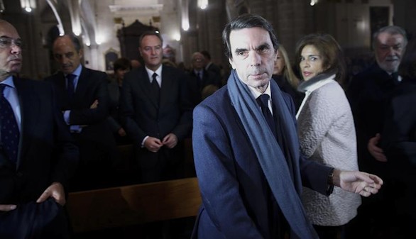 Aznar y Botella, en el multitudinario funeral de Barberá