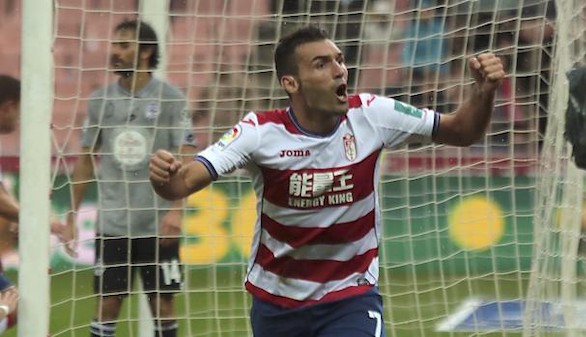 David Barral , suspendido de empleo y suelto por agredir a Isaac Cuenca