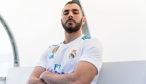 Más blanco y regreso del negro en las nuevas camisetas del Real Madrid