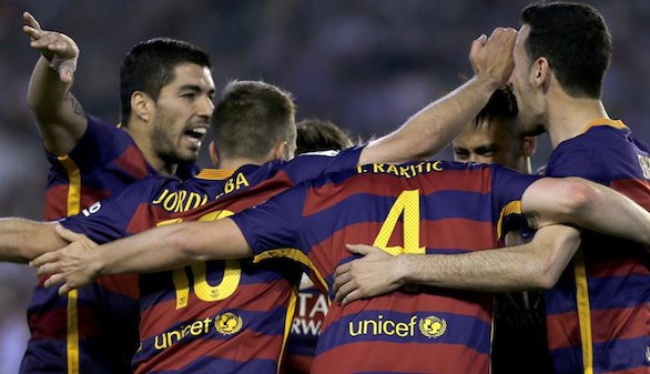 El Barça desarbola con solvencia y seriedad al Betis para reclamar el liderato | 0-2