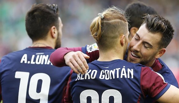 El Eibar vapulea a un Betis que lleva casi 4 meses sin ganar en casa | 0-4