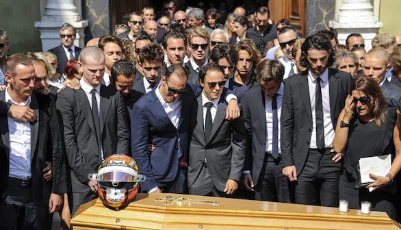 El mundo del motor da el último adiós a Jules Bianchi en Niza