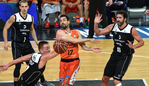 Barcelona y Valencia siguen invictos con Madrid, Laboral y Joventut al acecho