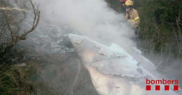 Dos muertos al estrellarse una avioneta en Toses (Gerona)