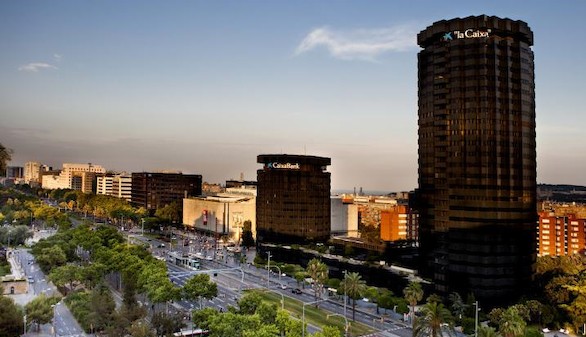 Caixabank ofrecerá servicios de pago y compras en República Checa, Eslovaquia y Rumanía