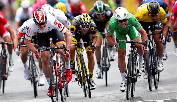 Tour de Francia. Doblete de Cavendish, que iguala las 28 etapas de Hinault
