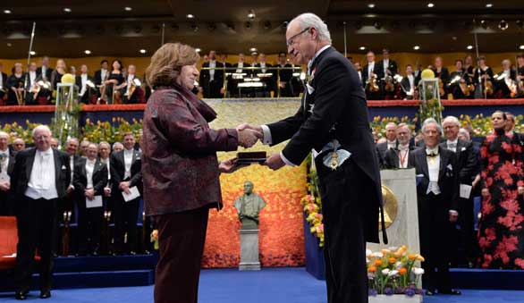 Guiño a los refugiados en la ceremonia de entrega de los Premios Nobel