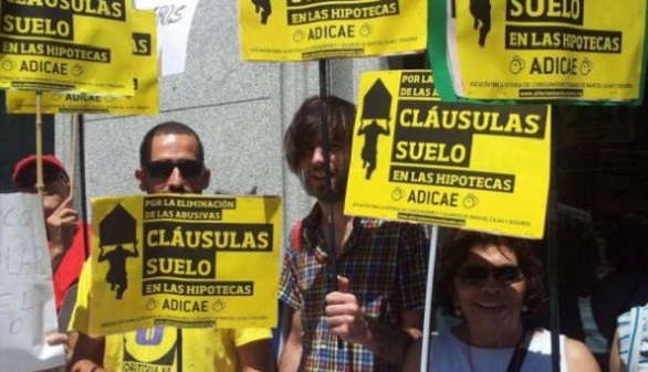 Bruselas pide a la banca que devuelva lo cobrado con las cláusulas suelo