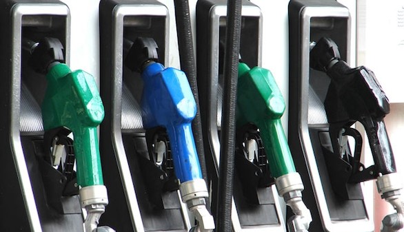 El gasóleo que usa tu coche podría estar contaminado