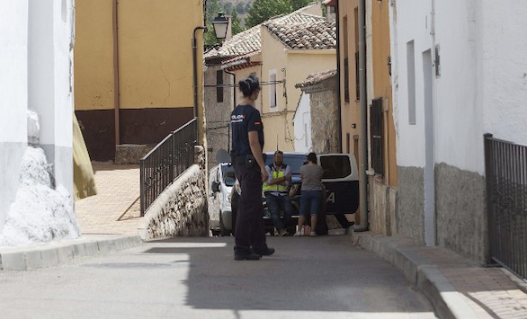 La Policía registra otra casa familiar del exnovio de una de desaparecidas en Cuenca