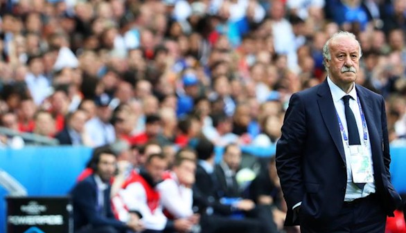 Del Bosque resta importancia al fracaso y susurra que seguirá