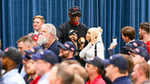 Trump se declara 'buen amigo' de Dennis Rodman