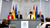 Sánchez trocea en dos decretos la ley de vivienda para contentar a Sumar y a Junts
