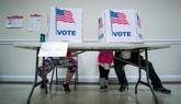 Clinton y Trump, muy igualados ante su cita con la Historia