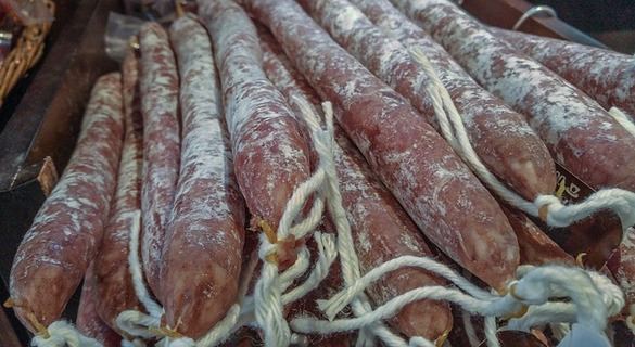 Alerta sanitaria en Andalucía por la presencia de Listeria en lotes de fuet, salchichón y chorizo