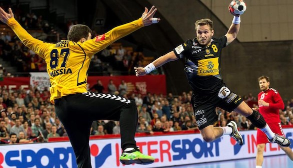 Una España solvente supera a Rusia y luchará por las medallas |25-23