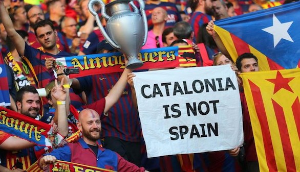 Las esteladas de la final de Berlín le cuestan 30.000 euros al Barça