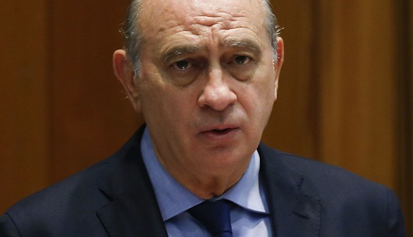 Fernández Díaz acusa a Iglesias de importarle más los etarras que las víctimas