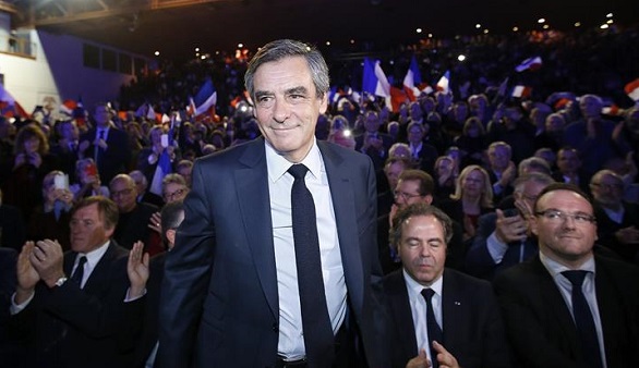 François Fillon se queda ahora sin director de campaña