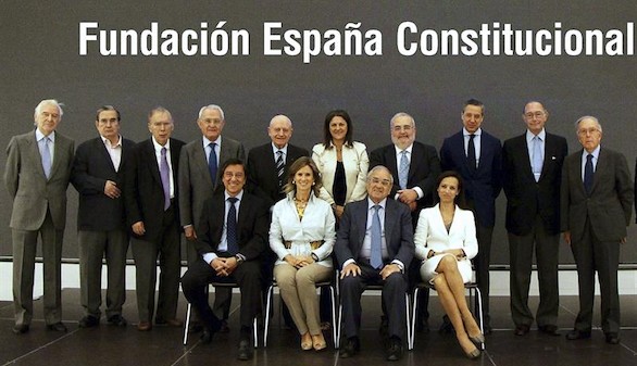 Veinticinco exministros defienden la suspensión de la autonomía de Cataluña