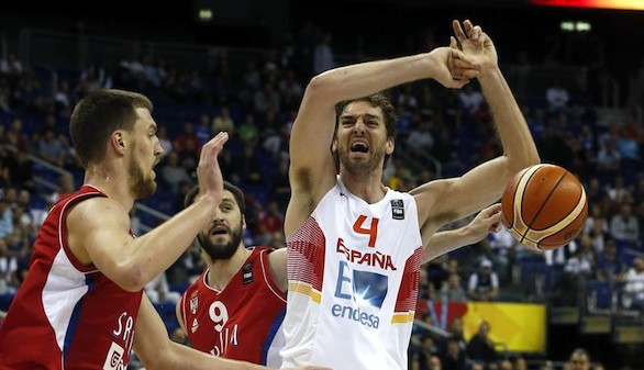 Eurobasket . España debuta mostrando sus flaquezas para caer ante Serbia