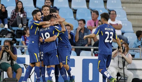 Álvaro Vázquez reactiva al Getafe para arrollar al Levante