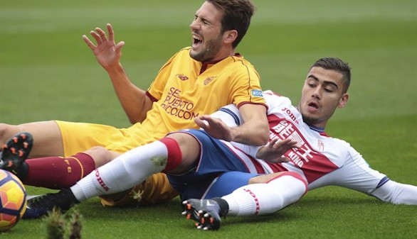 El Granada gana siete meses después y frena al Sevilla |2-1