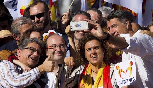 Populares, socialistas y ciudadanos, unidos por la Constitución