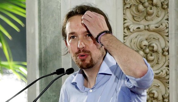 Iglesias insiste en celebrar un referendun en Cataluña para que ellos decidan