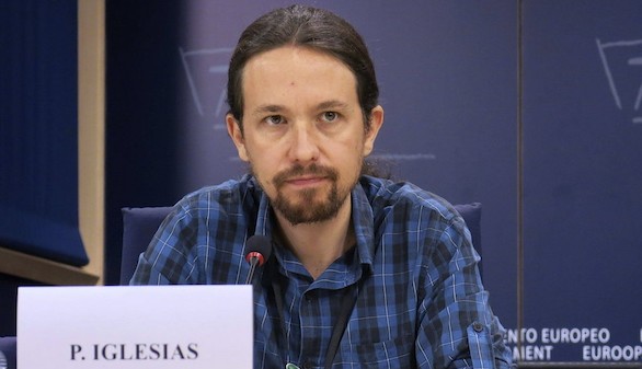 Iglesias cree que las dimisiones en el PSOE son un 