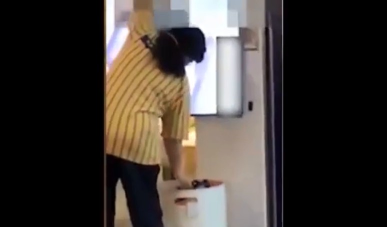 Inesperado vídeo porno en un Ikea de Hong Kong