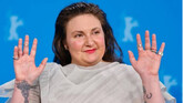 Lena Dunham da la bienvenida a su primer hijo mediante gestación subrogada