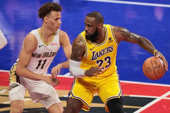 NBA. LeBron arrasa en Las Vegas y lleva a los Lakers a la final copera