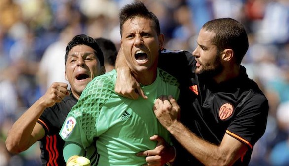 El 'efecto Voro' sigue dando vida al Valencia |1-2