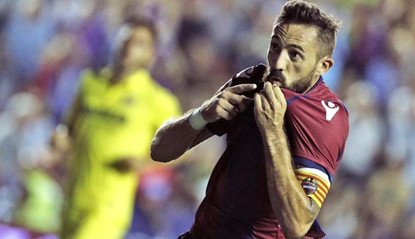 Un penalti al borde del final da el duelo regional al Levante |1-0